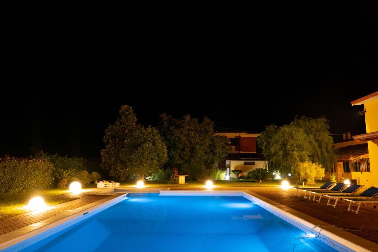 Agriturismo Casa Chiara Latina Exteriér fotografie